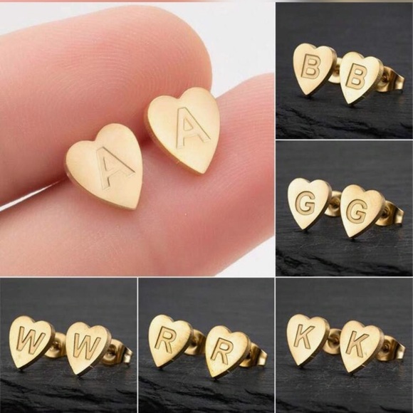 Earrings Studs- C Stainless Steel Initial C Letter Stud Gold Tone Earrings nwt - Picture 2 of 8